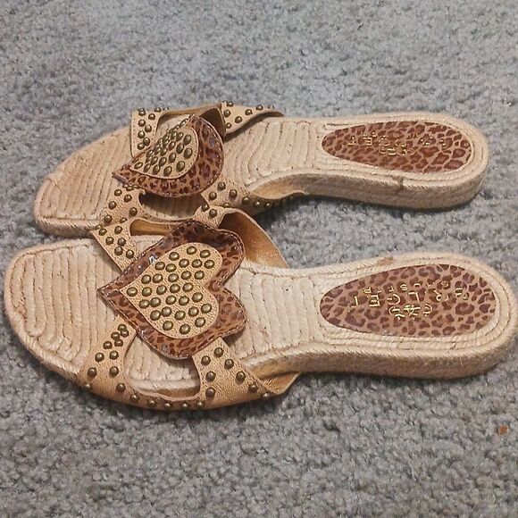 Bridget Shuster tan cheetah heart slides sandals Sz 8 EUC - Picture 4 of 11